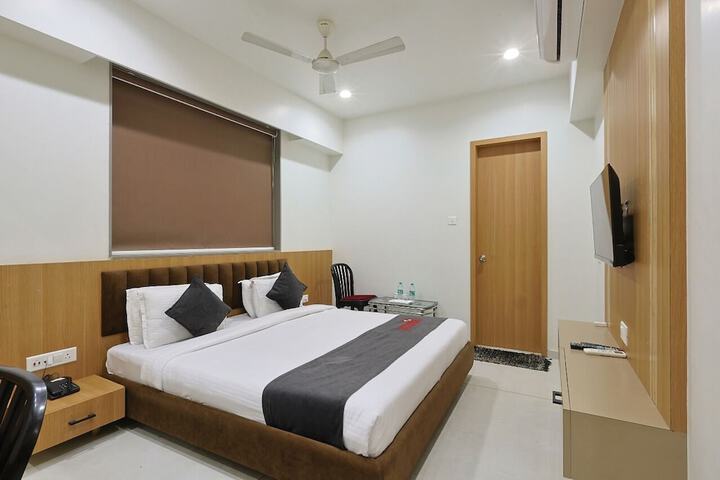 Room 5 of 14