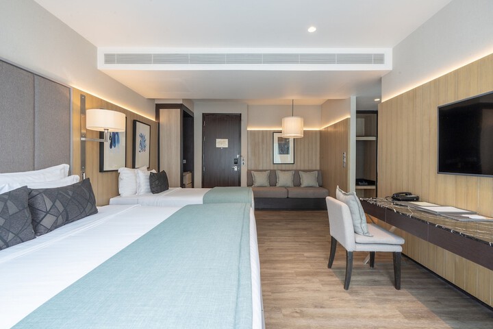 Room 16 of 61