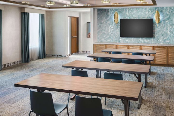 Meeting facility