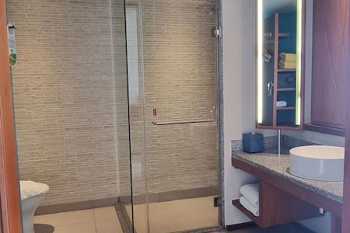 Room 54 of 259