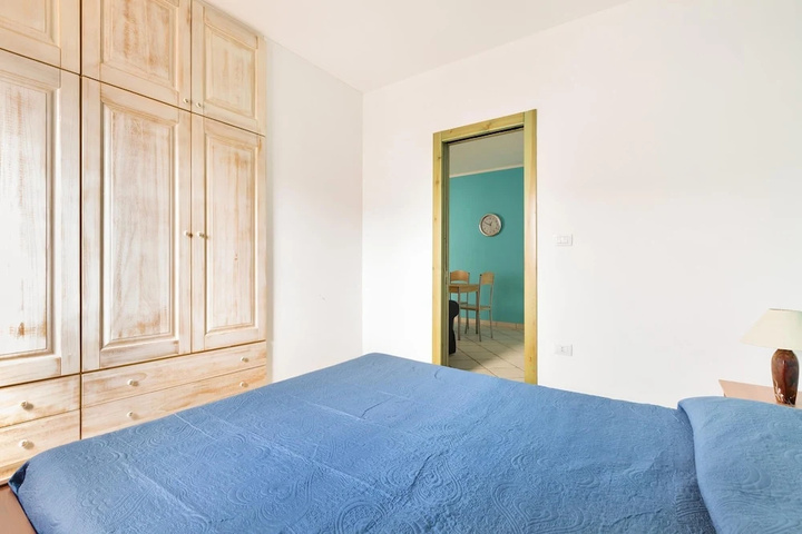 Room 5 of 13