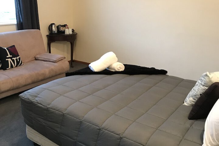 Room 9 of 43