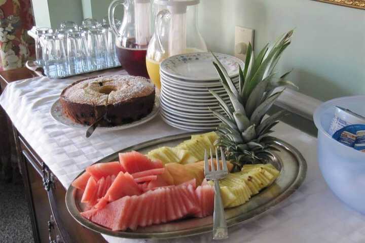 Breakfast/Coffee Service 33 of 43