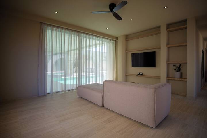 Room 70 of 312