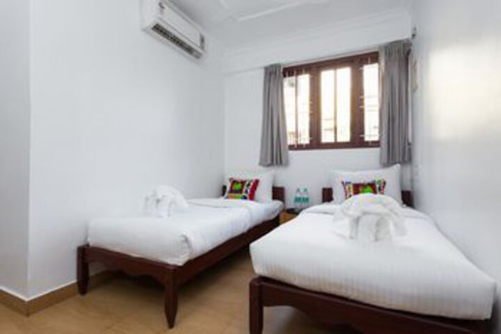 Room 14 of 36