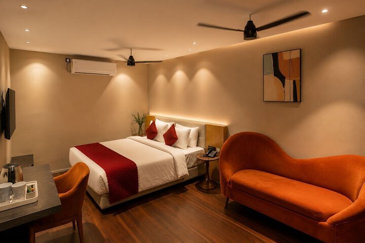 Room 12 of 20