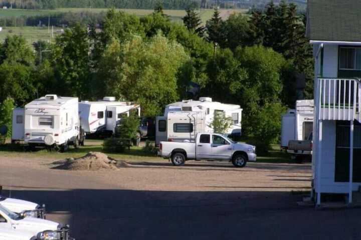 Property Grounds 24 of 30