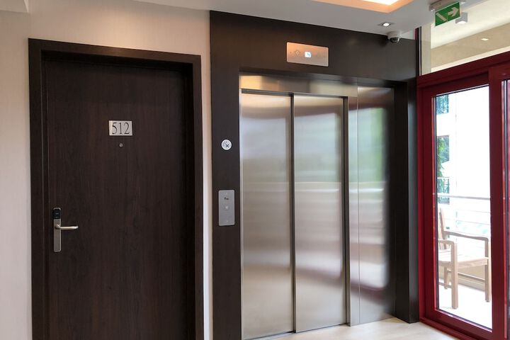 Hotel 2 of 35