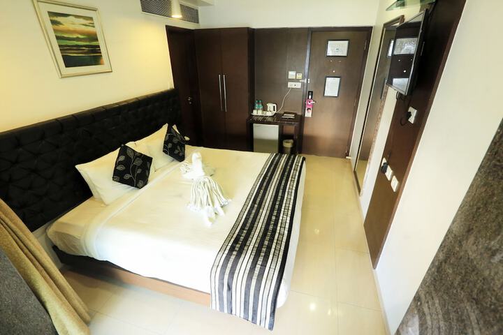 Room 28 of 71