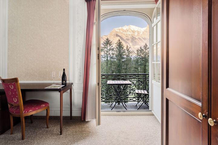Room 55 of 108
