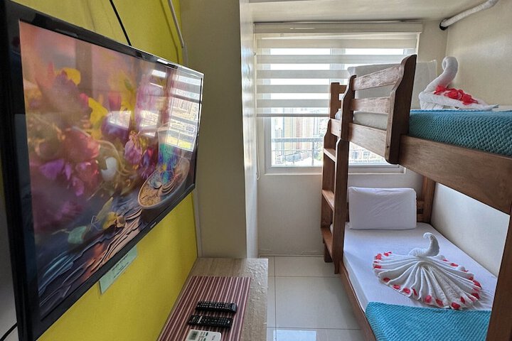 Room 62 of 216