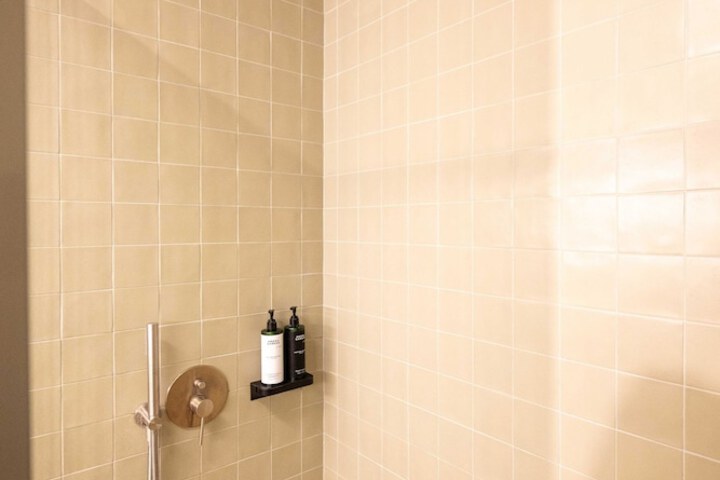 Room 48 of 140