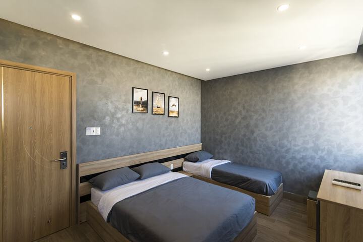 Room 15 of 41