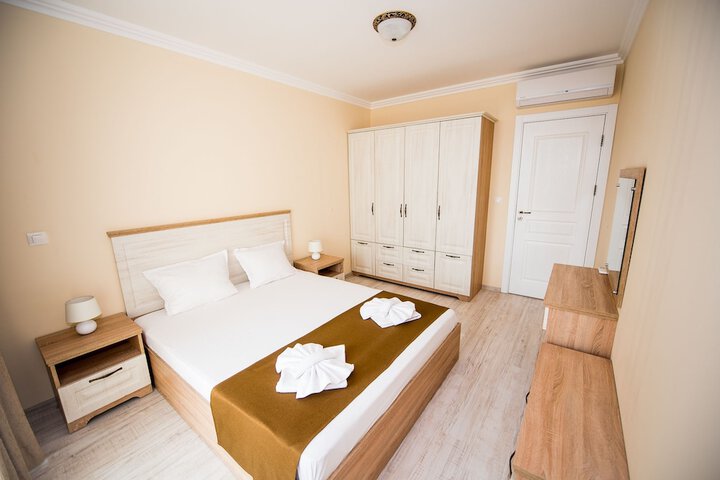 Room 5 of 54