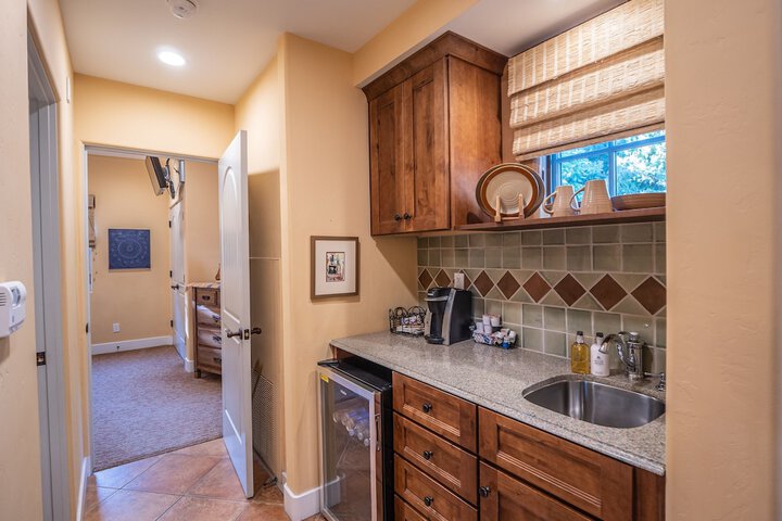 Private kitchenette