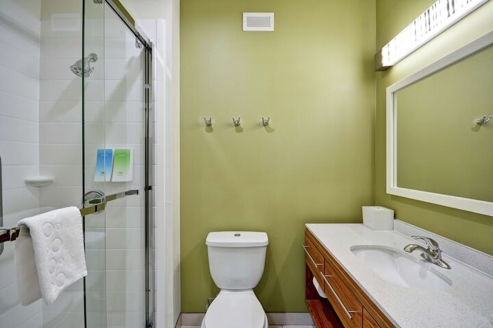 Bathroom shower
