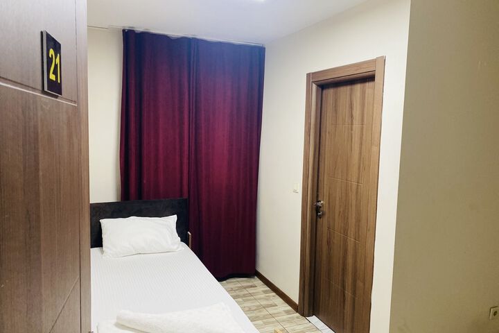 Room 3 of 4