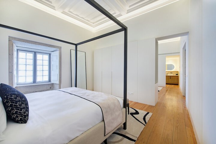 Room 19 of 132