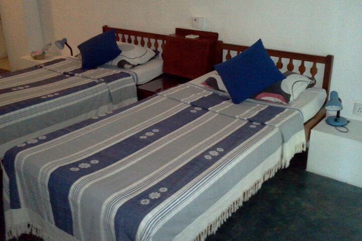 Room 18 of 38