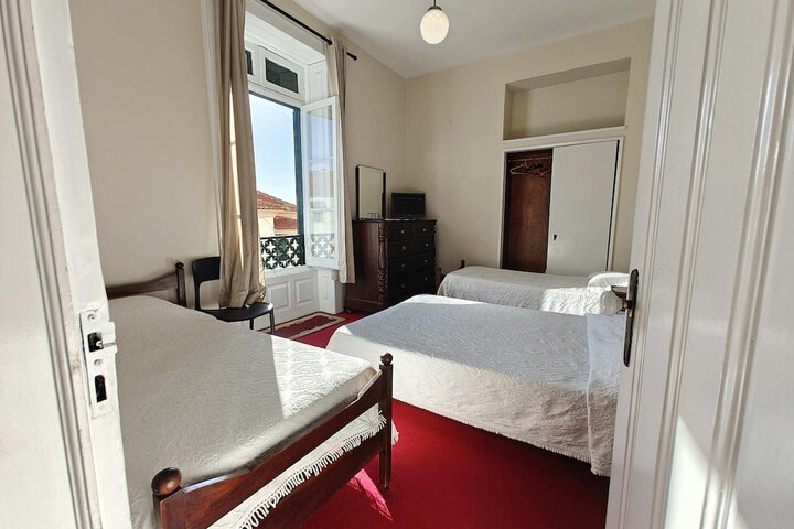 Room 19 of 141