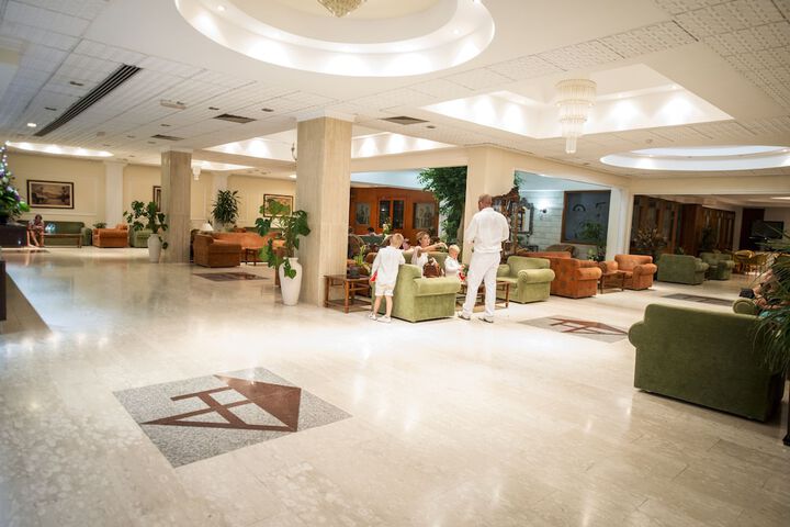 Hotel Interior 5 of 123