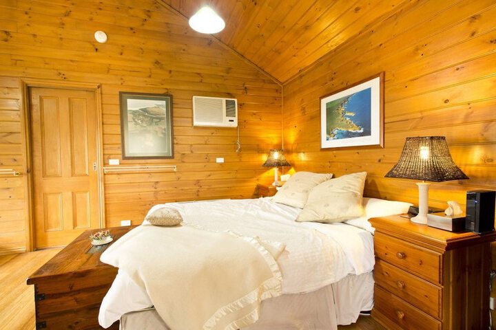 Room 3 of 35