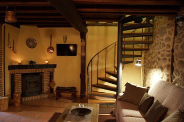 Room 13 of 27