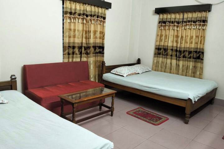 Room 20 of 37