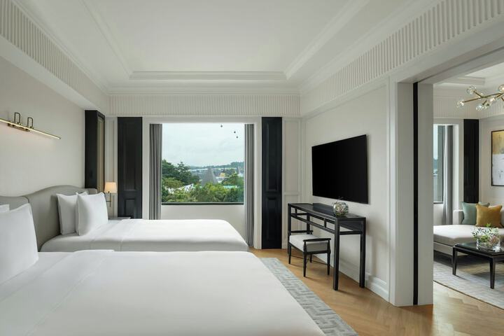 Room 19 of 90