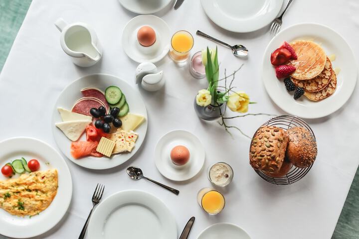 Breakfast buffet