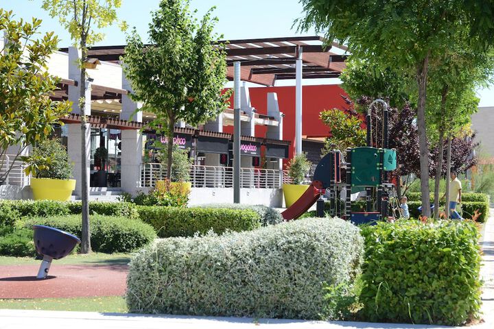 Children's play area - outdoor