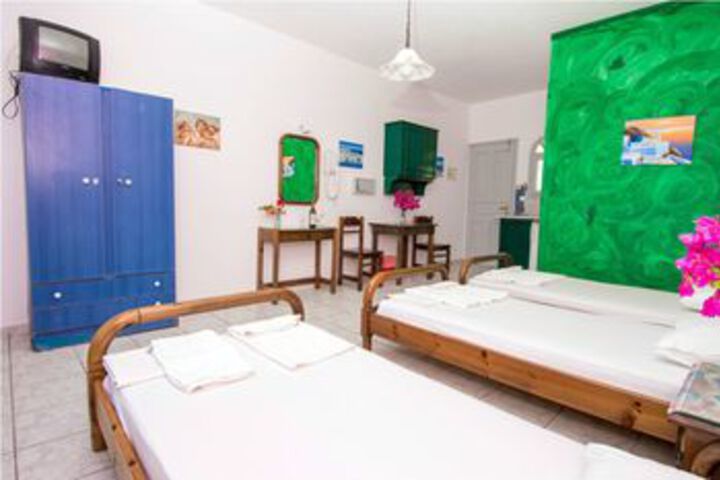 Room 7 of 34
