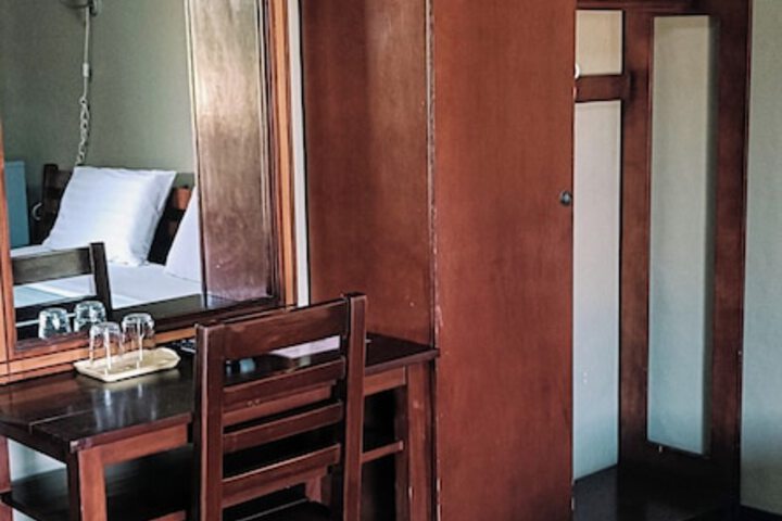 Room 35 of 75