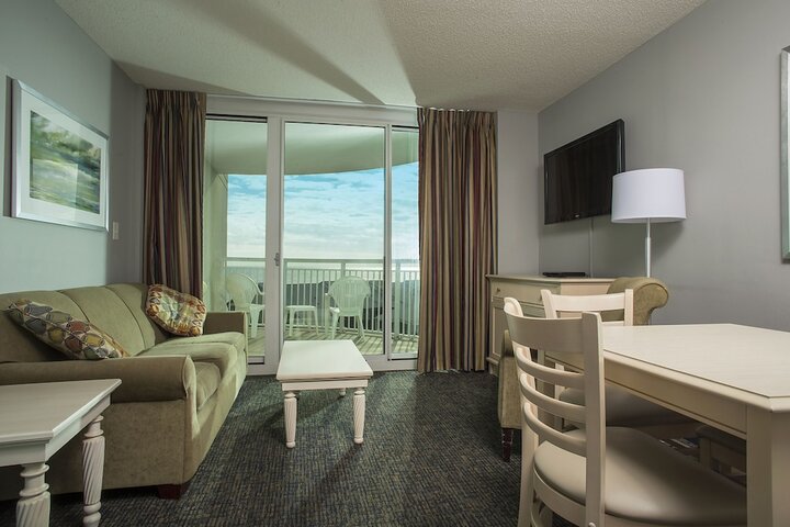 1 Bedroom Suite Murphy Bed Ocean View (56 of 70)