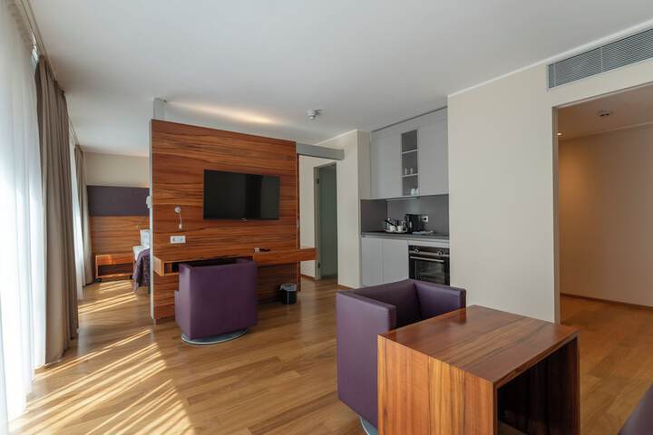 Room 54 of 109