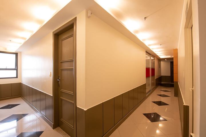 Ballroom/Hall 40 of 46