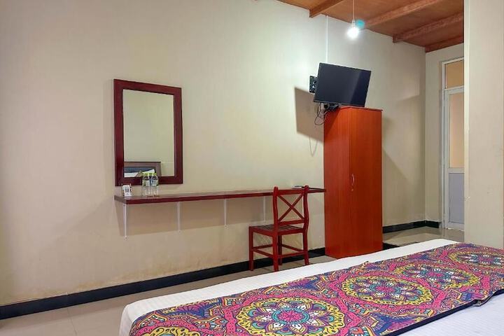 Room 6 of 35