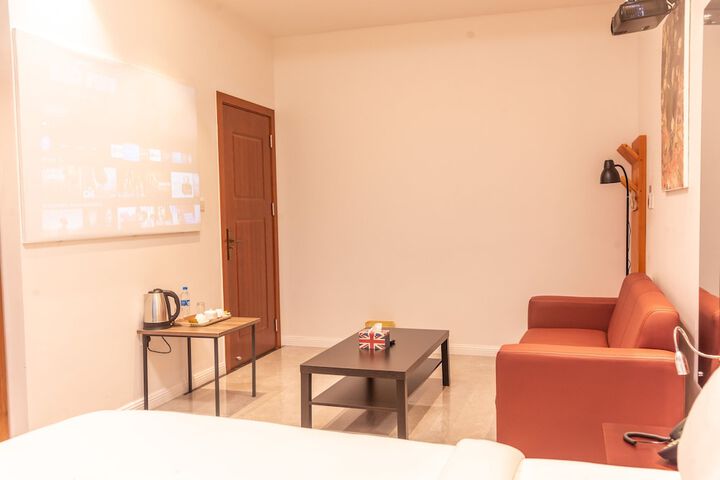 Room 36 of 87