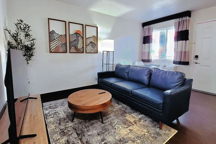 Room 28 of 46