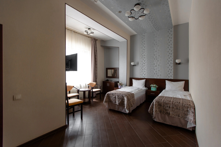 Room 17 of 50