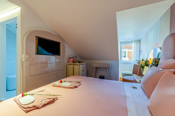 Room 47 of 88