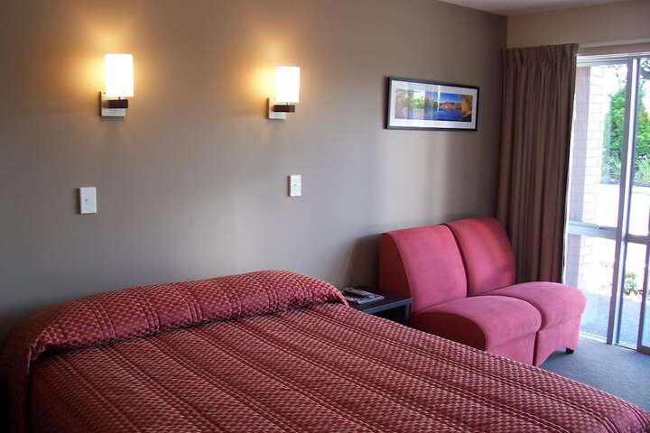 Room 25 of 59