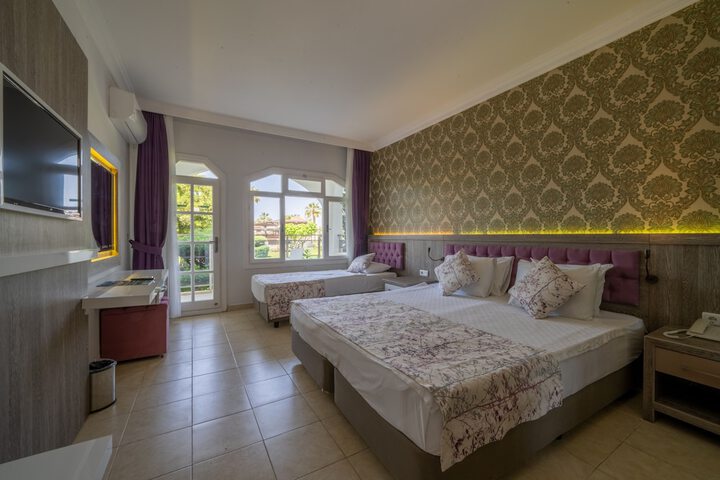 Room 20 of 132