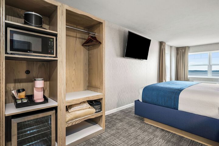 Room 31 of 119