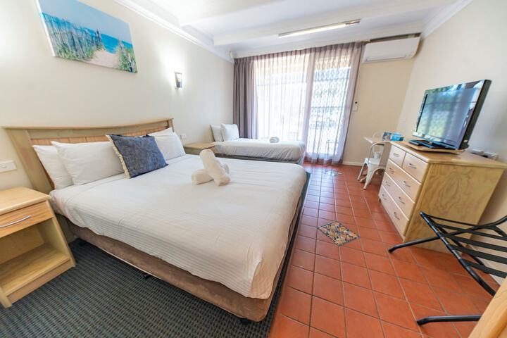 Room 30 of 154