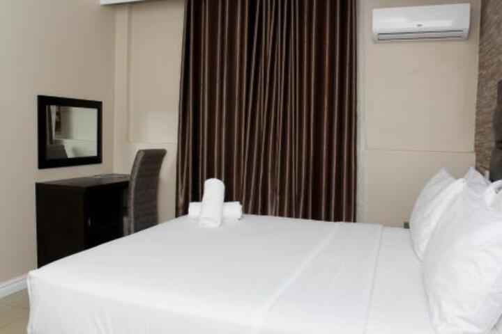 Bayside Hotel