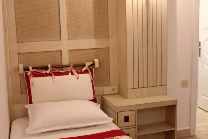 Room 29 of 80