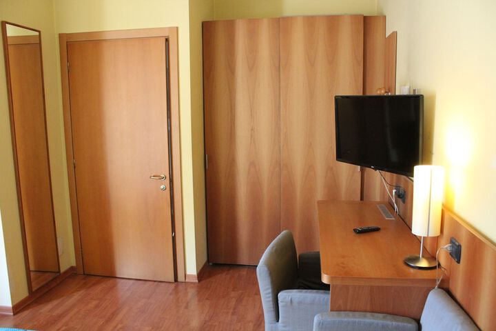 Room 13 of 45