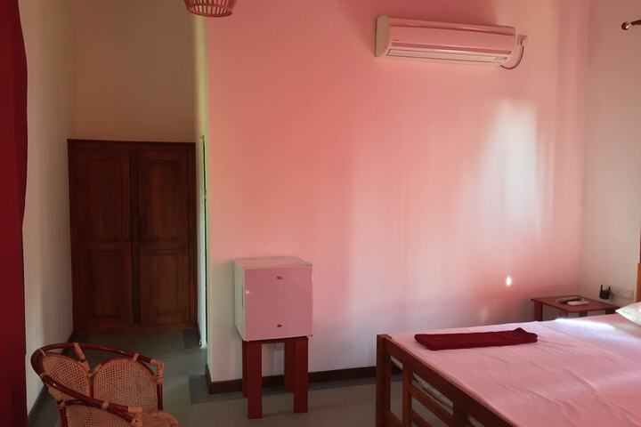 Room 8 of 49