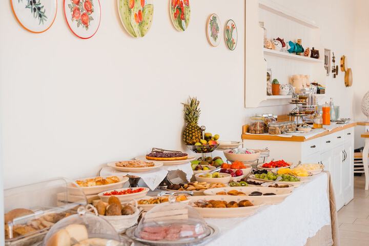 Dining 101 of 121